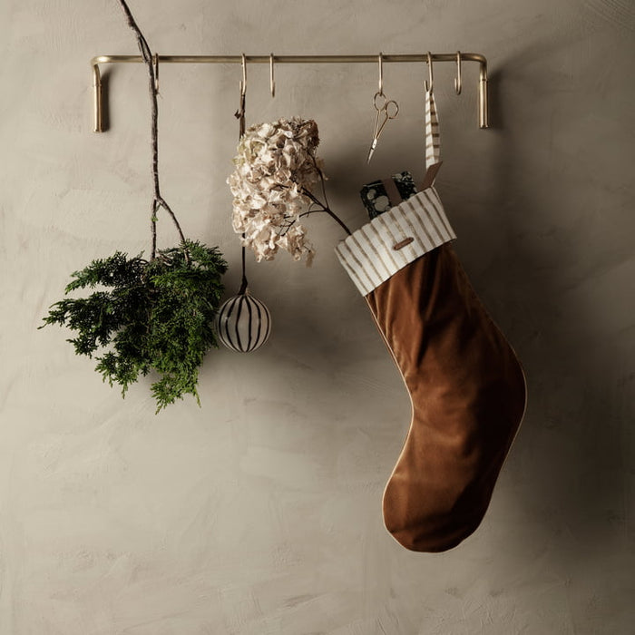 simplitate si minimalism in noua colectie de Craciun 2020