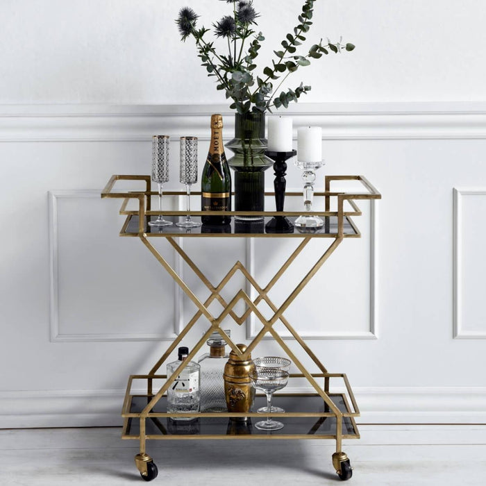 Sale picks: 7 produse din campania Black Friday pe care trebuie sa le ai