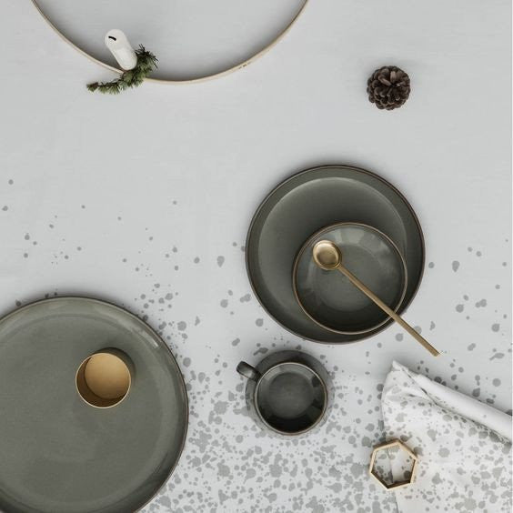 Gri-ul la putere: decoratiuni in nuante de gri