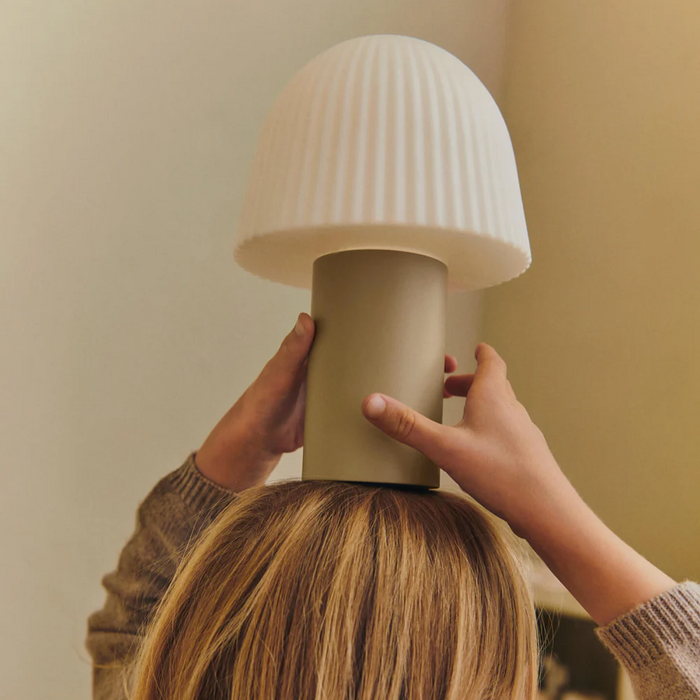 Lampă Portabilă Frill