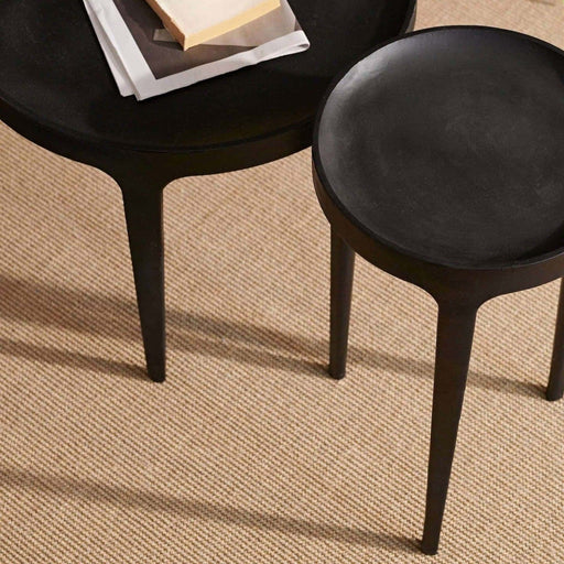 Masuta de Cafea Ghost Neagra din Metal 30 cm NORR11