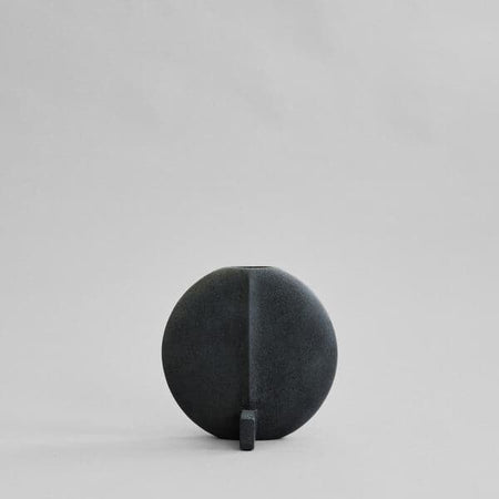 Vaza GUGGENHEIM Neagra din Ceramica 22.5 cm 101 COPENHAGEN