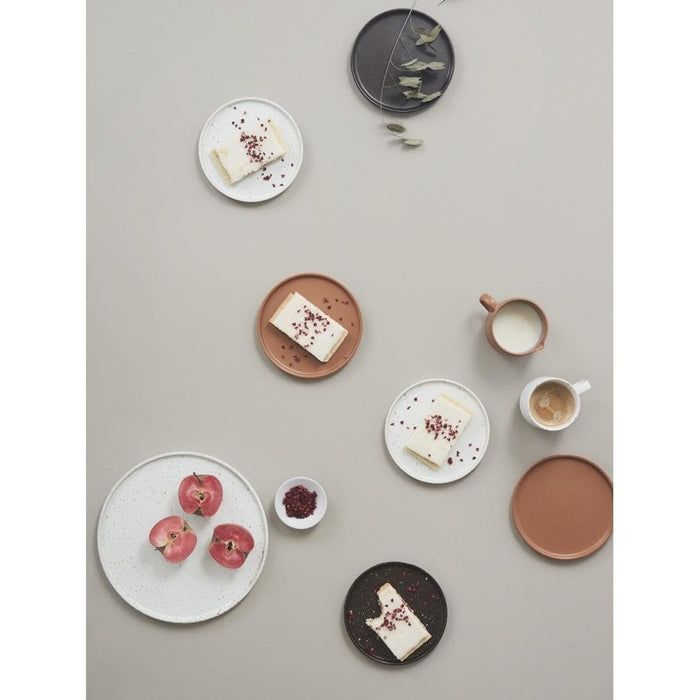 Set 2 Farfurii din Ceramica Albă cu Stropi Maro OYOY