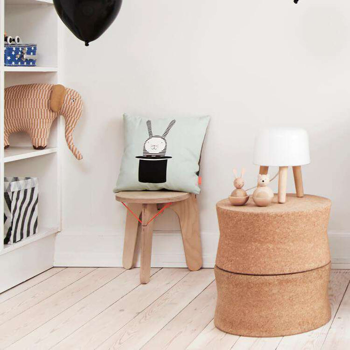 Perna Rabbit in Hat Oyoy