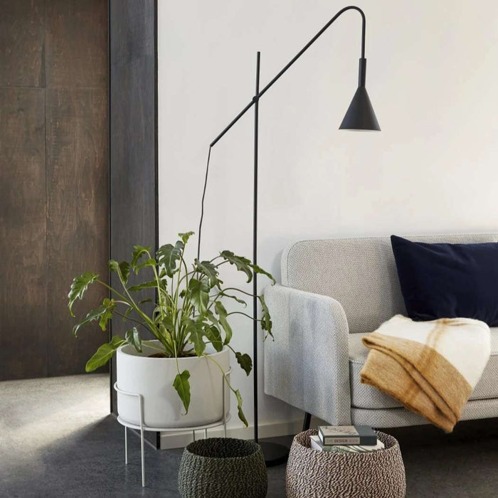 Lampa de Podea din Metal Negru 167cm HUBSCH