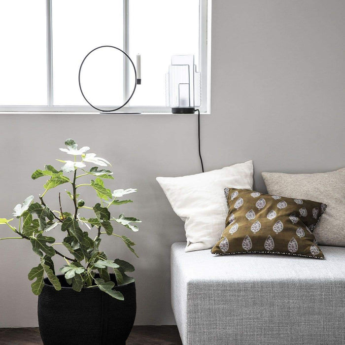 Suport Negru pentru Lumanare Cirque HOUSE DOCTOR