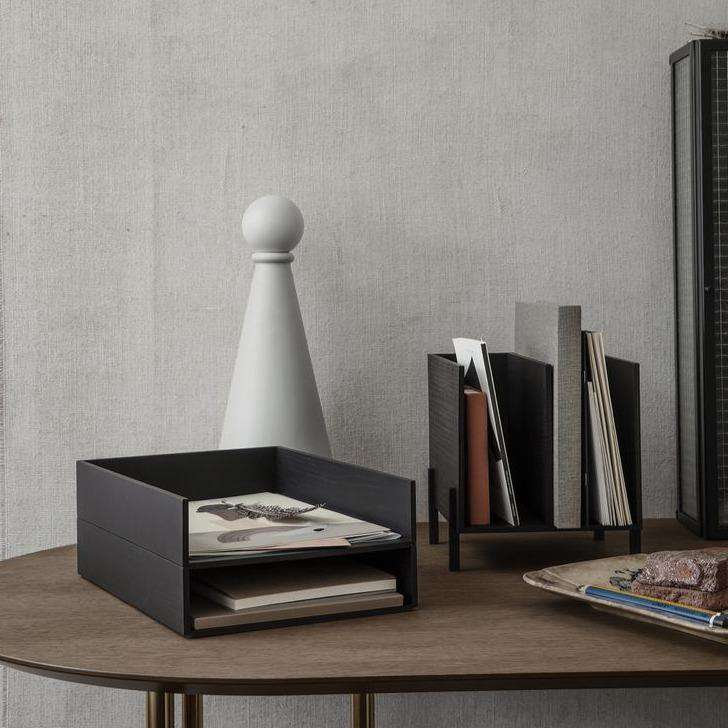 Tava pentru Scrisori din Placaj Negru A4 FERM LIVING