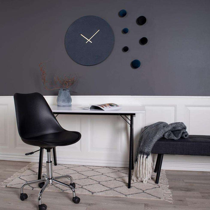 Birou VOJENS din MDF Alb cu Picioare Negre 120cm HOUSE NORDIC